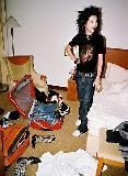 Bill Kaulitz - vin TOKIO HOTEL in romaniahai k pun si yo o poza - Poze