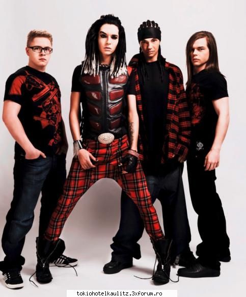 Bill Kaulitz - cei mai tari...TOKIO HOTEL =) =) =) - Poze