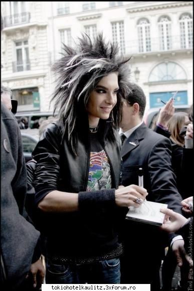 Biografie - Clar Bill are mult my multe fane dekt Tom - Tom Kaulitz