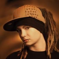 Biografie - pe un sait nemtesc scria ca bill prin felul lui - Tom Kaulitz