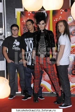 poze - poza destul de noua :D - Tokio Hotel